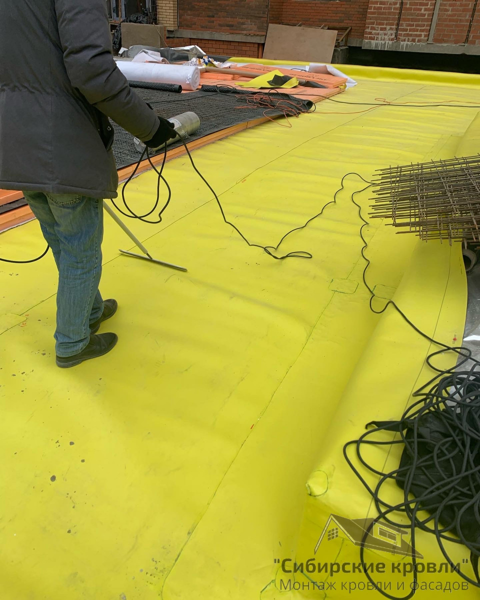 Uteplenie-skatnoj-krovli